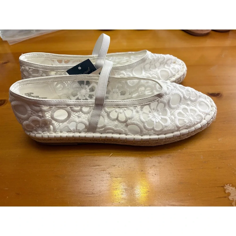 Universal Thread Celia White Floral Lace Mary Jane Espadrille Flats Size 11 NEW